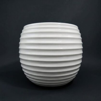 white fibre pot